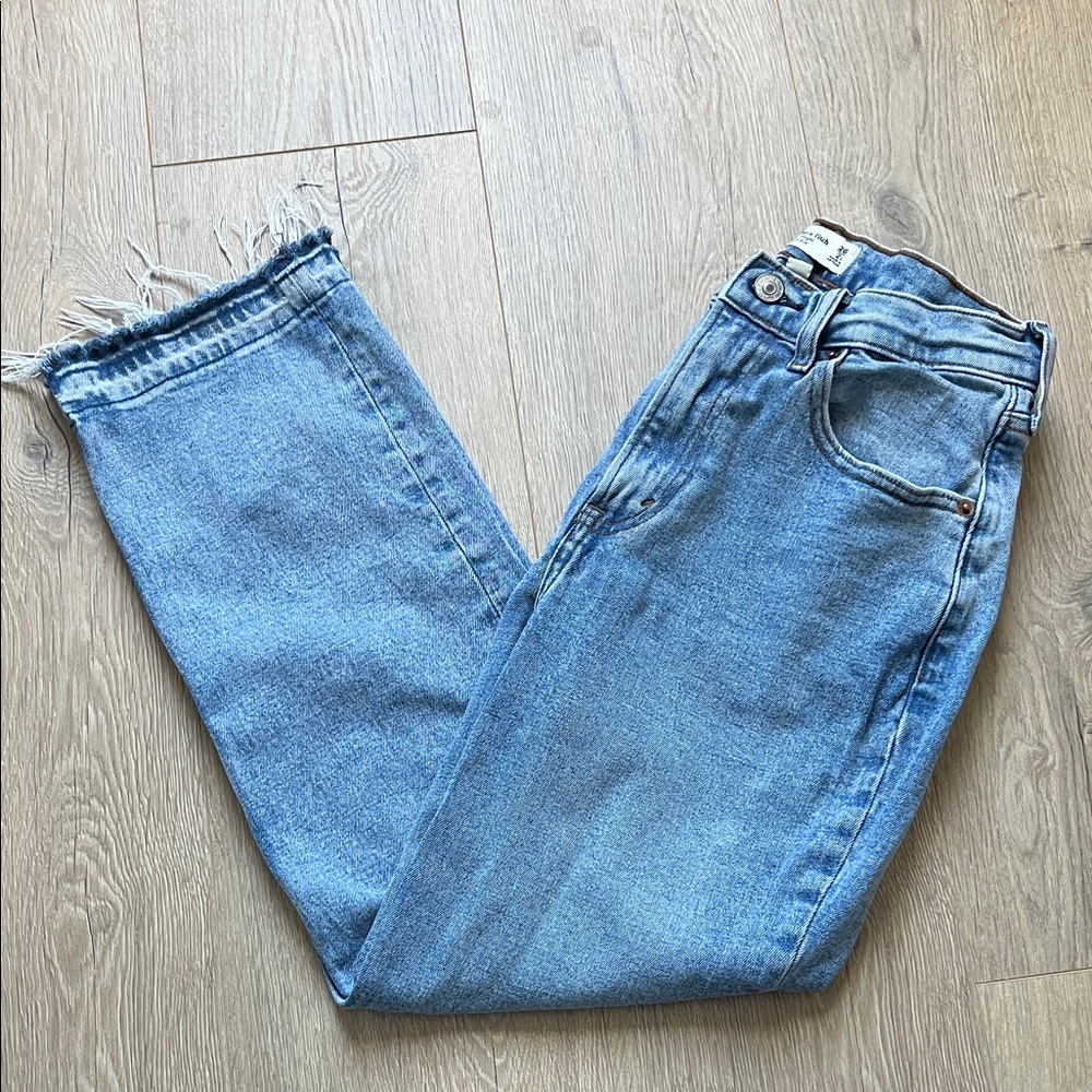 Abercrombie & Fitch Blue Ankle Jeans